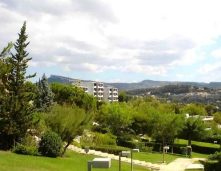 Superbe Appartement Piscine, Tennis, Vue Mer Et Decore Avec Gout Cassis Eksteriør bilde